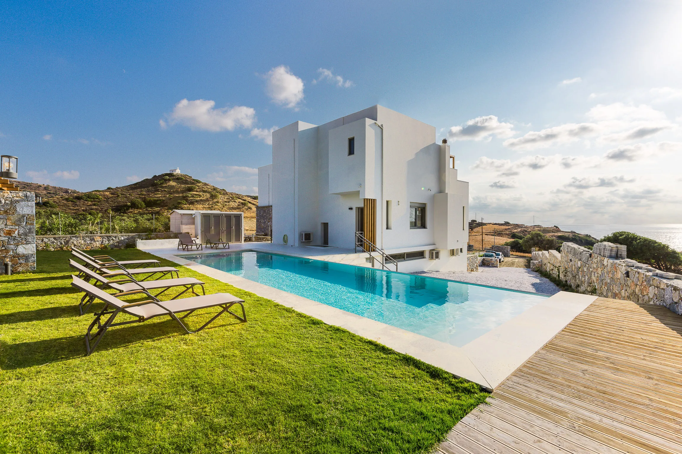 The villa accommodates 9 guests in beds and up to 10