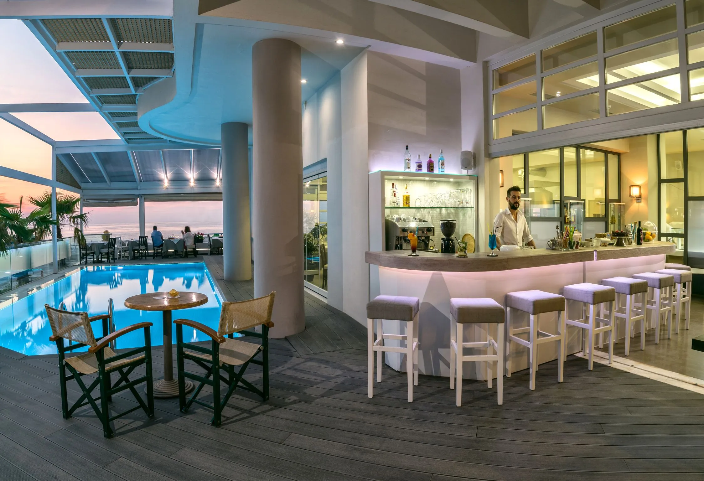 Swell Boutique Hotel - 4