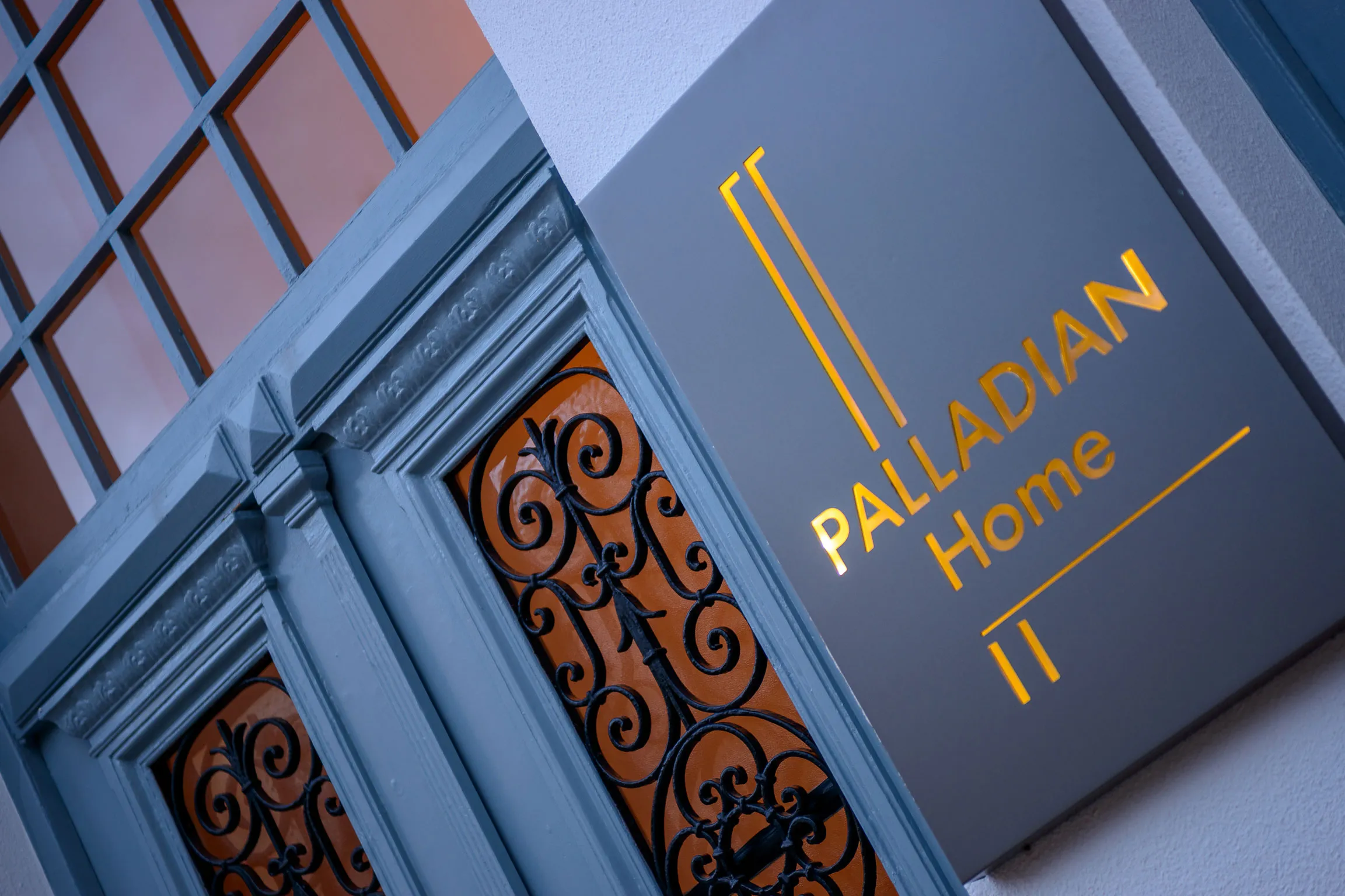 Palladian Home welcome's you