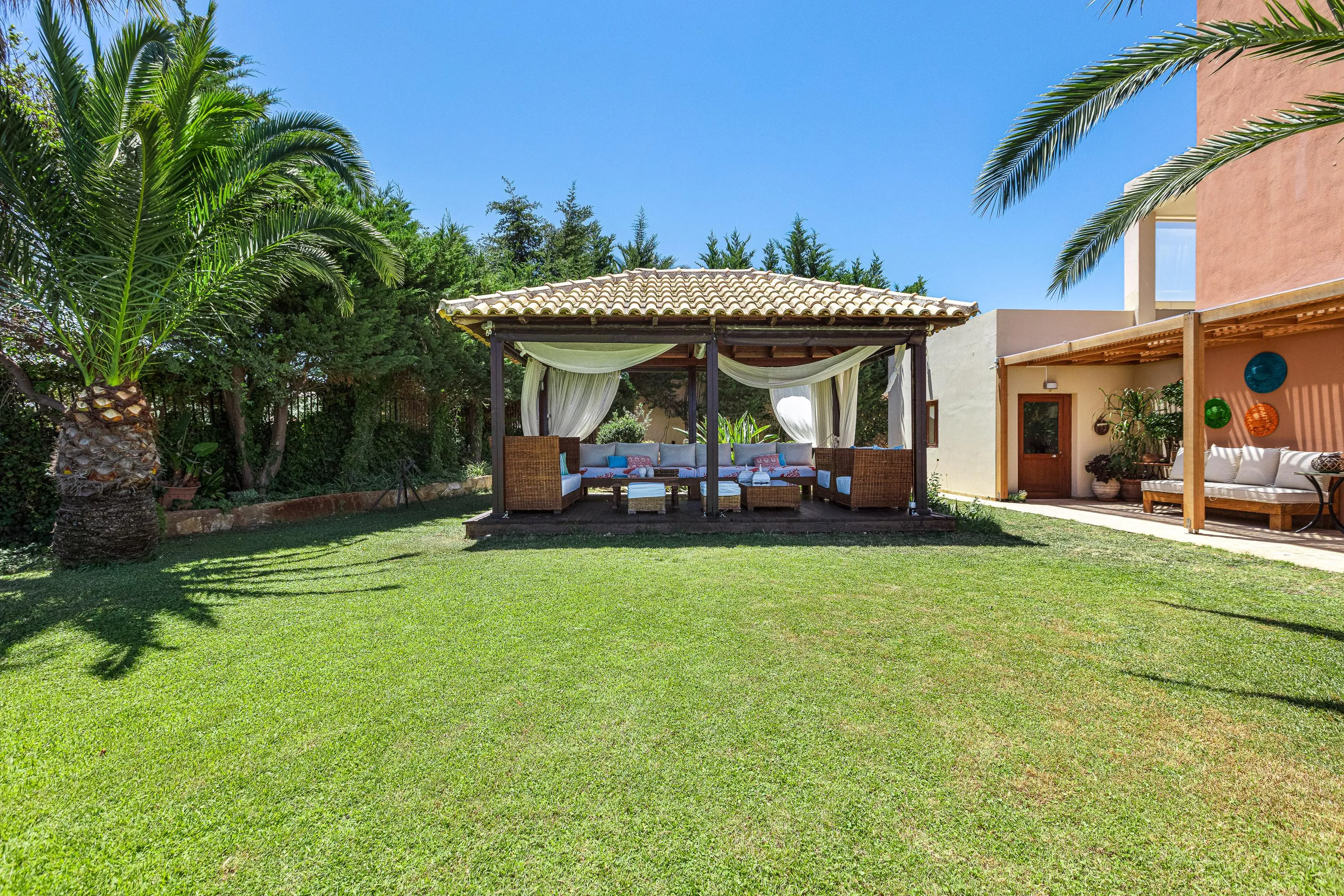 Palm Hill Villa - 4