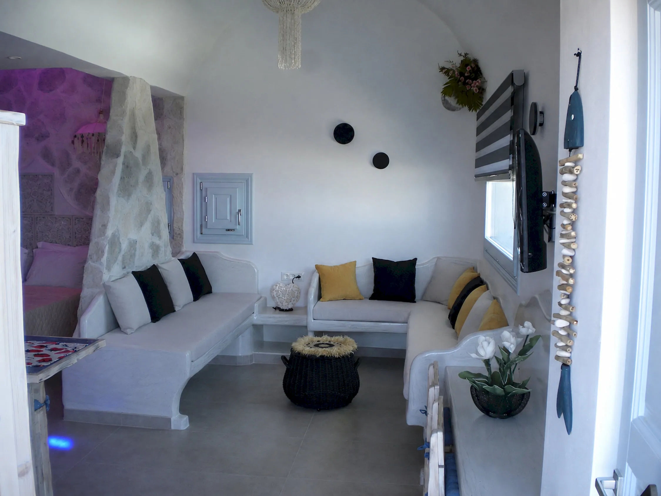 Starlight Luxury Seaside Villa & Suites - 4