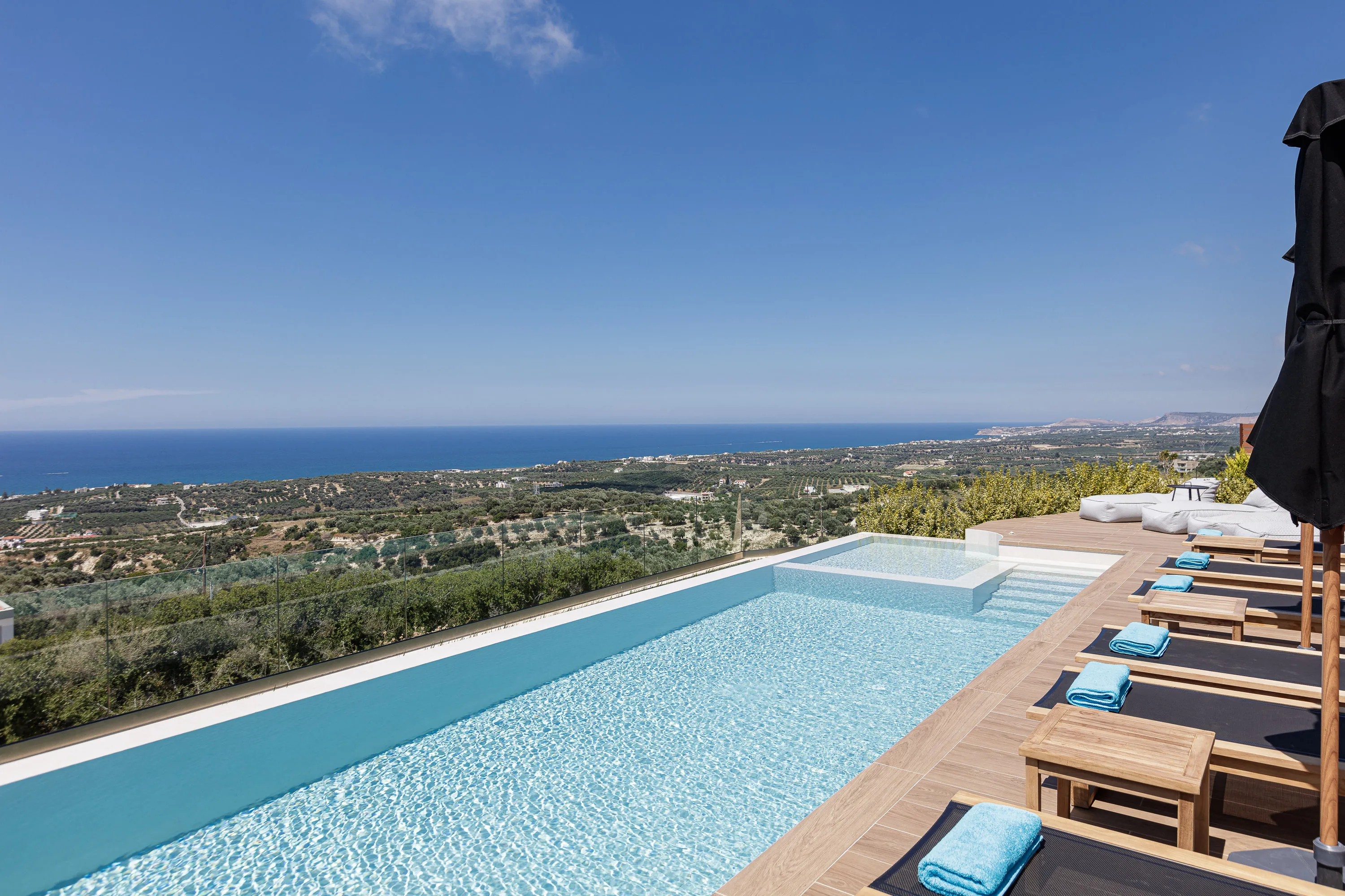 Sea views from every angle of outdoor area