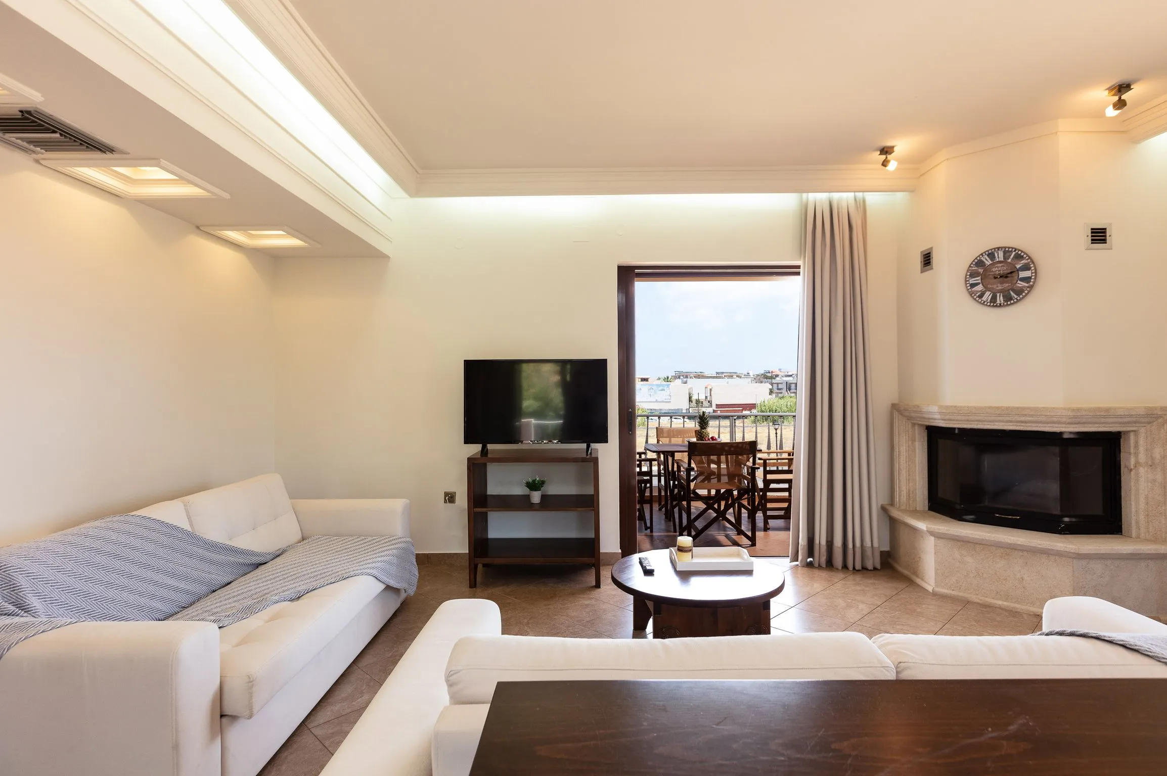 Kahlua Bay Apartments - 3