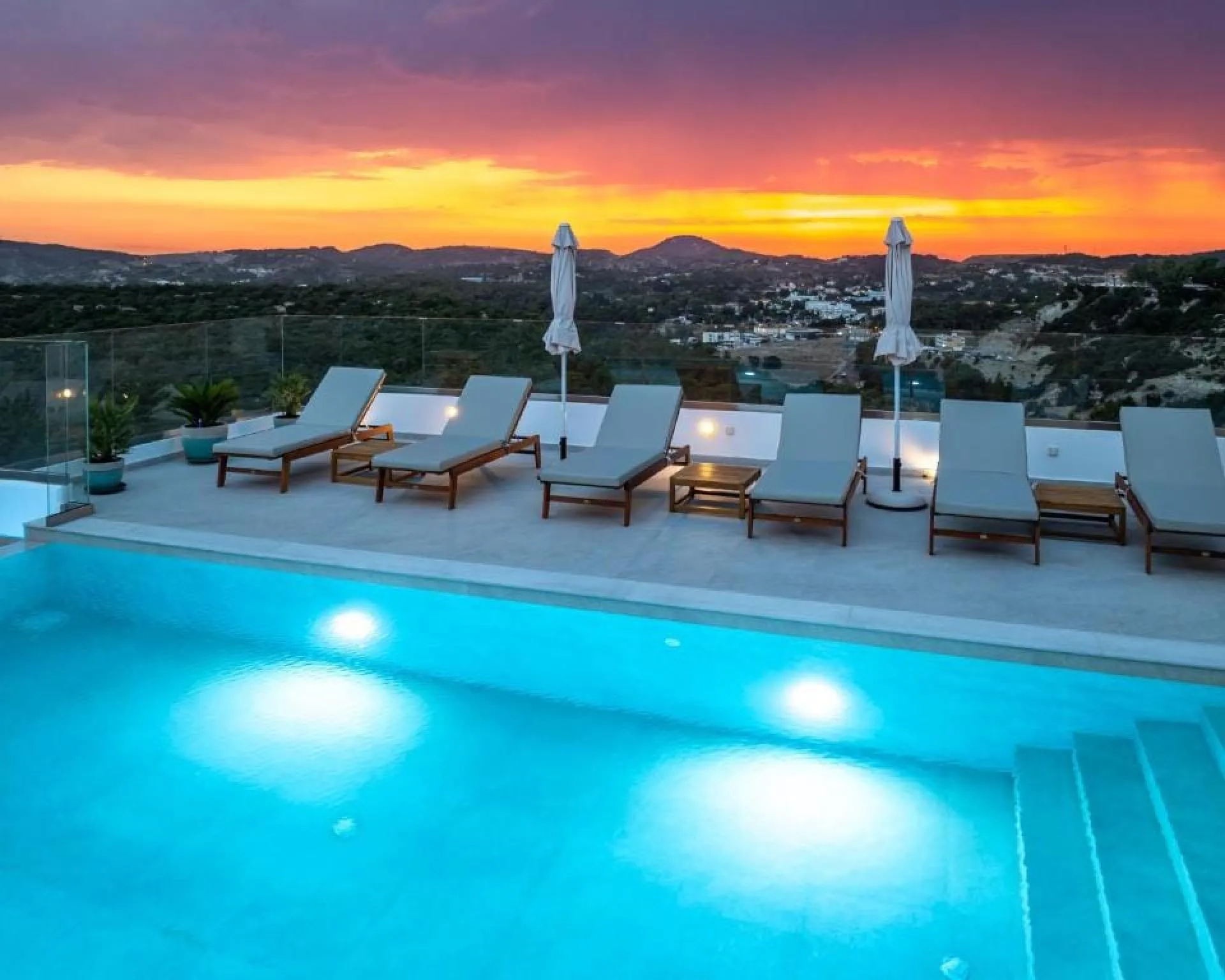 Agnanti Sea View Villa - 3