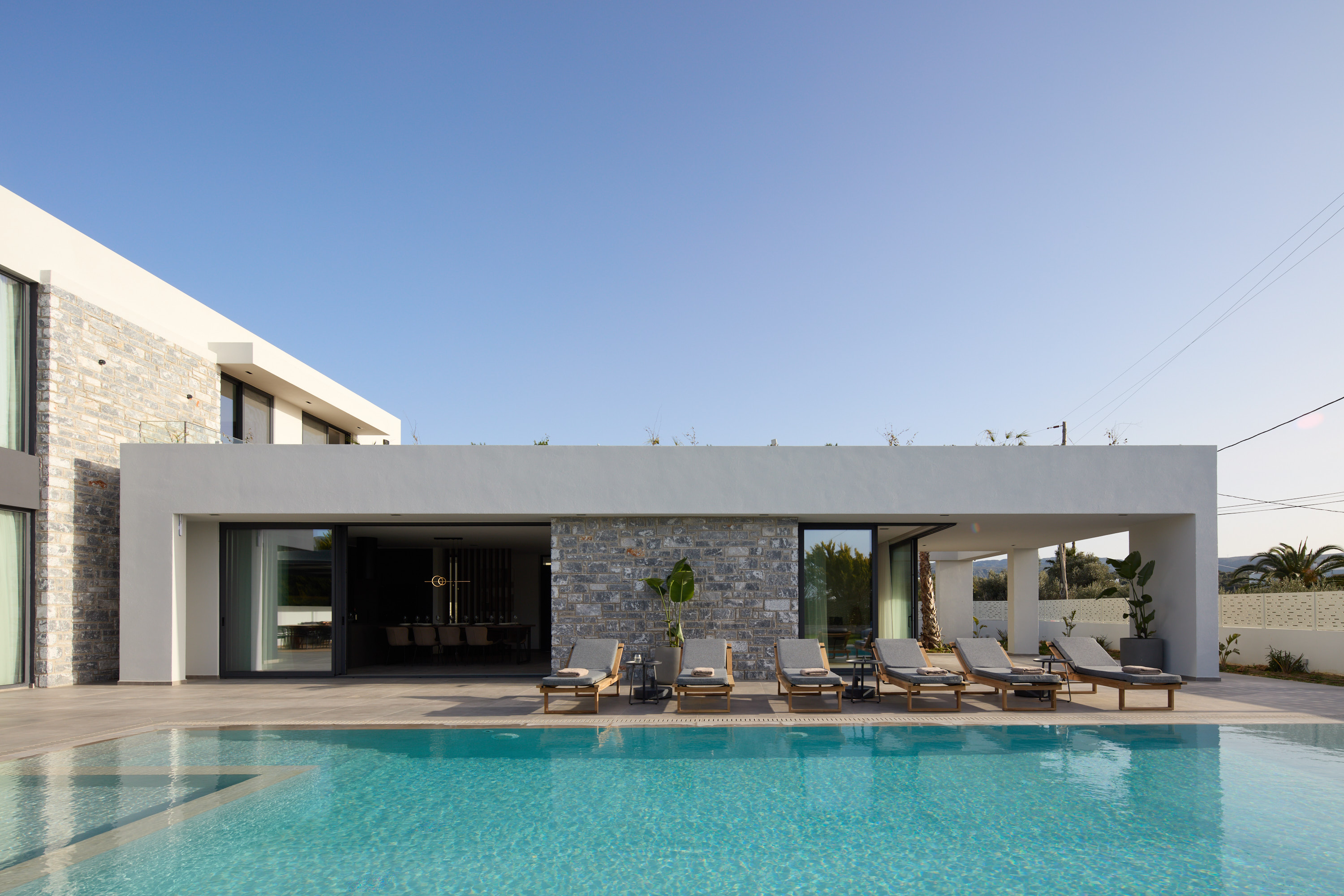 Manza Suites