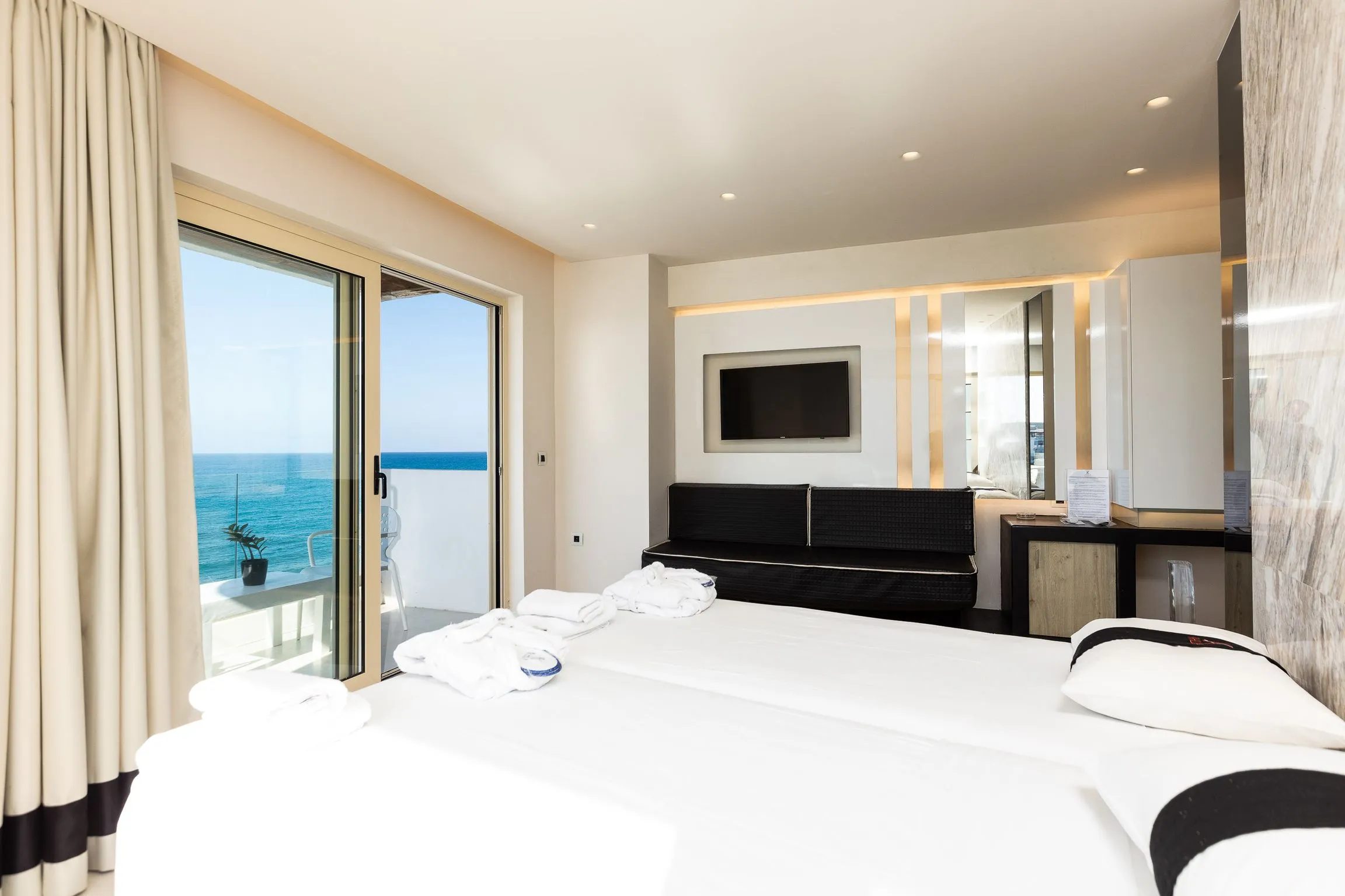 Kahlua Hotel & Suites - 4