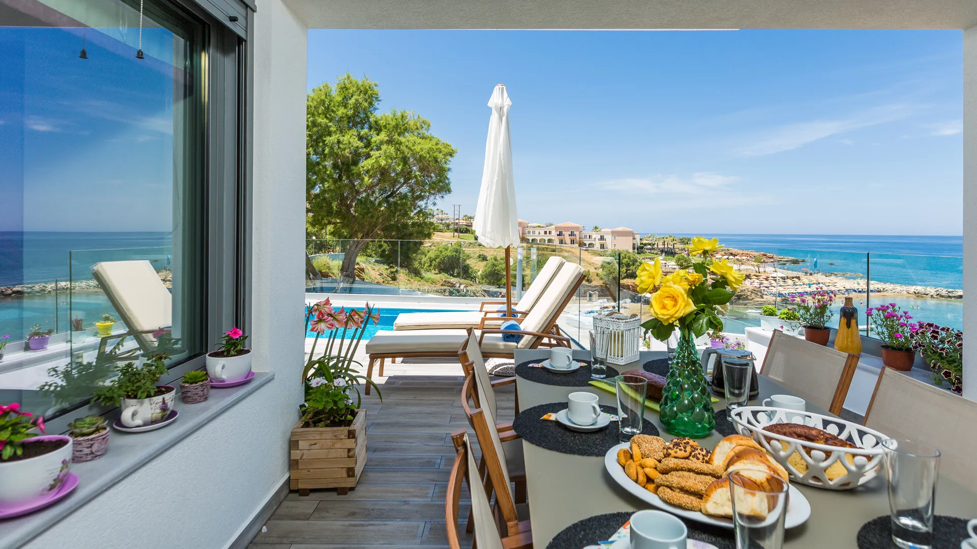 Outdoor dining table under the shadow, a perfect spot for everyday meals!