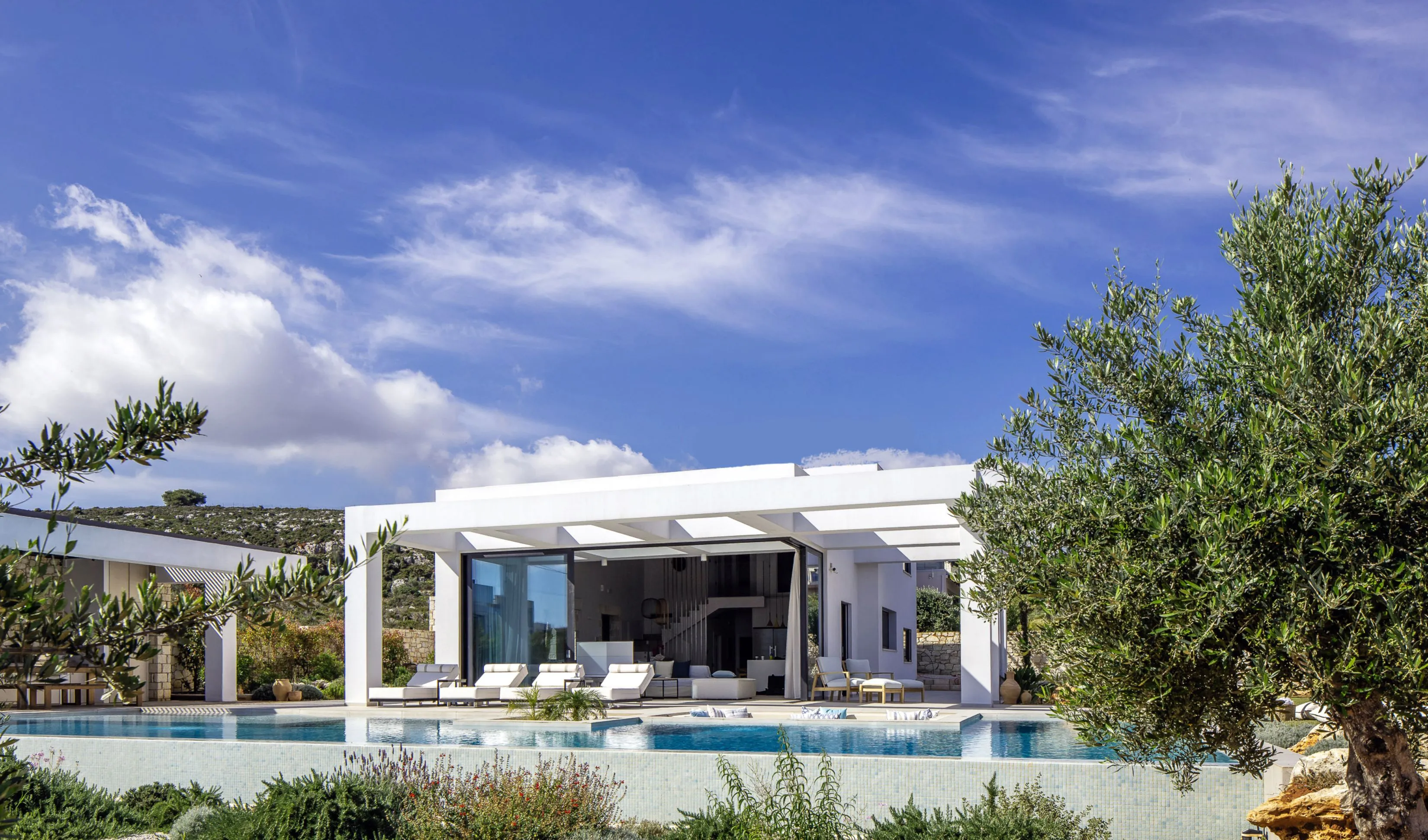 Ideally located near the charming city of Chania.