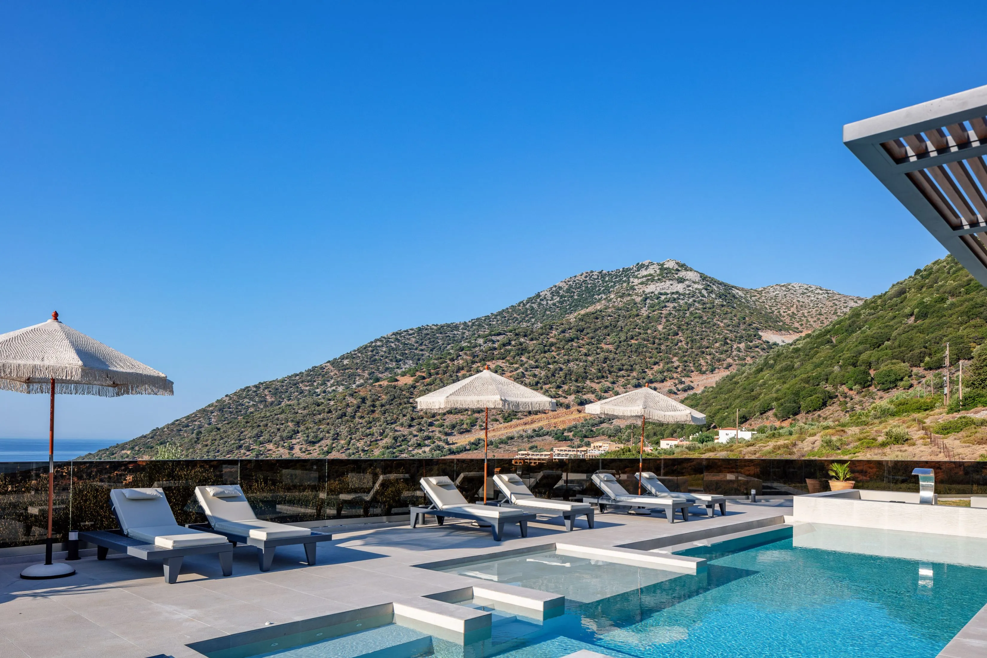 The pool can be heated, at an additional charge upon request.