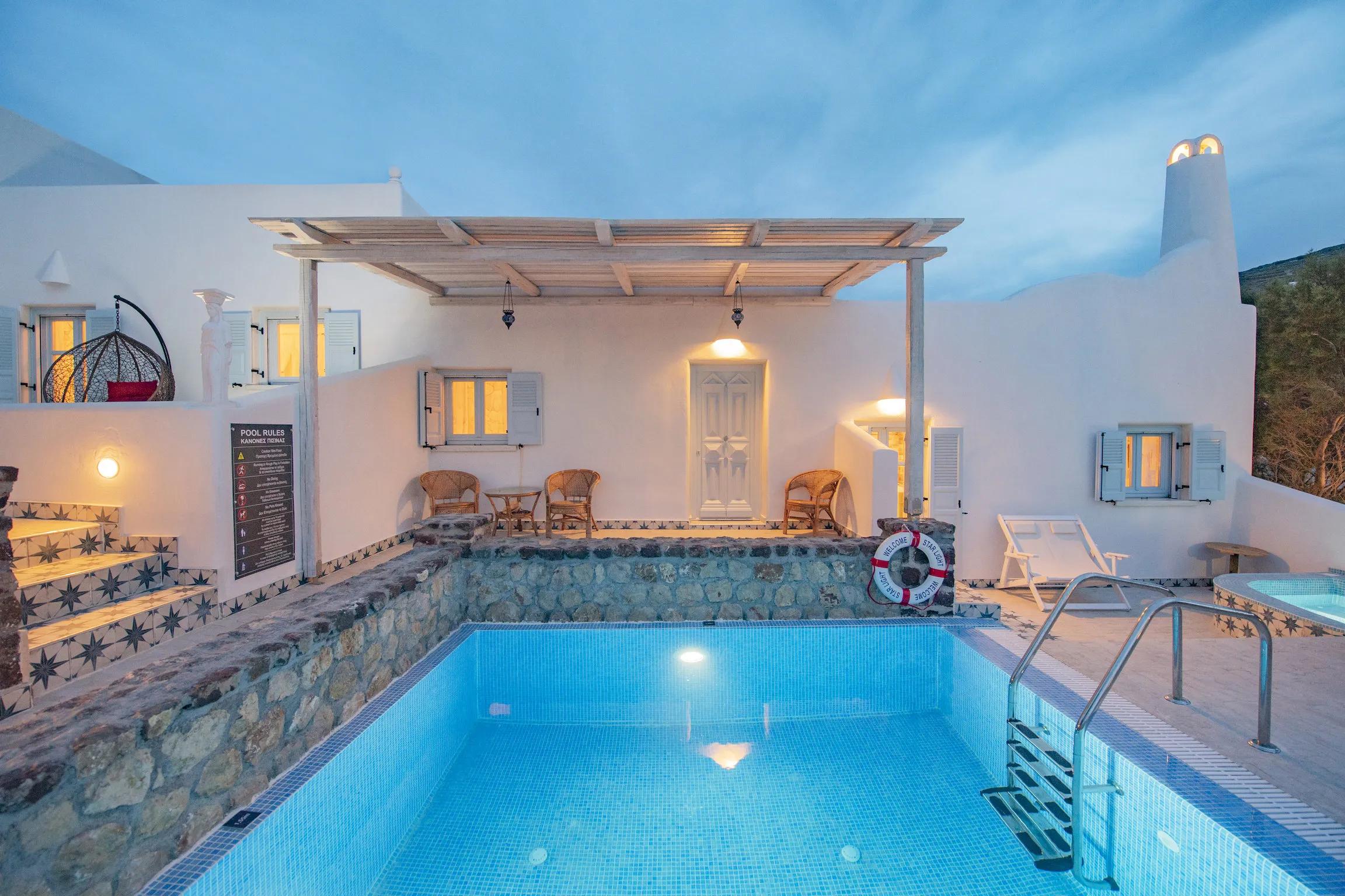 Starlight Luxury Seaside Villa & Suites