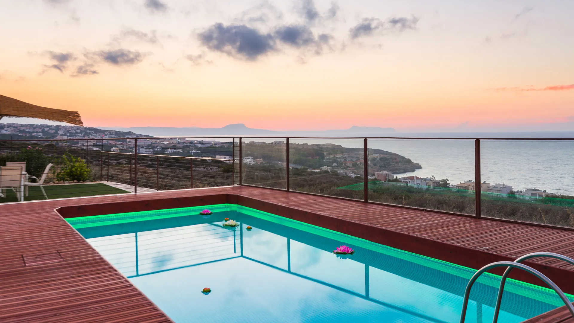 You will fall in love with the views of sunset that Villa Princess offers!